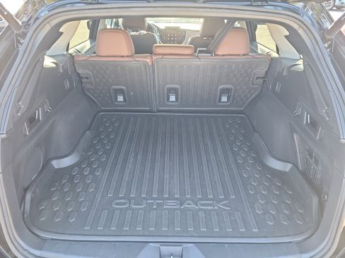 Used 2020 Subaru Outback Touring w/ Tech Package 2 image 13