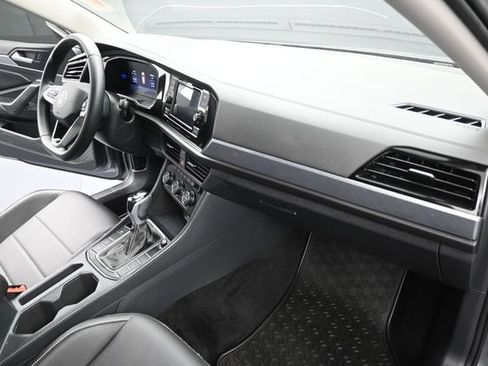 Used 2023 Volkswagen Jetta SE FWD image 26