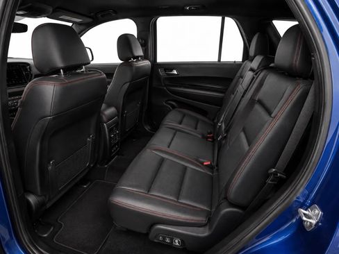 Used 2025 Dodge Durango GT AWD/4WD image 13