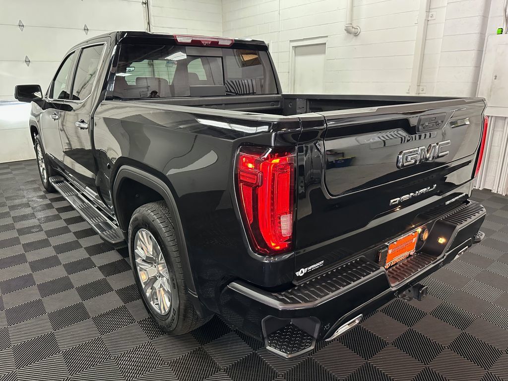 Used 2026 GMC Sierra 1500 Denali w/ Technology Package AWD/4WD image 7