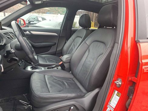 Used 2018 Audi Q3 2.0T Premium w/ Convenience Package image 11