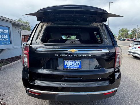 Used 2024 Chevrolet Suburban LT AWD/4WD image 10