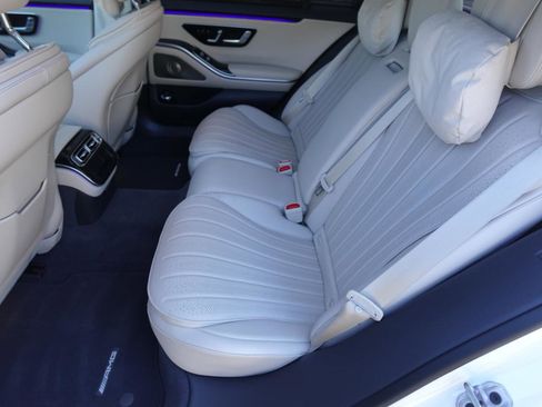 Used 2023 Mercedes-Benz S 580 4MATIC Sedan image 18