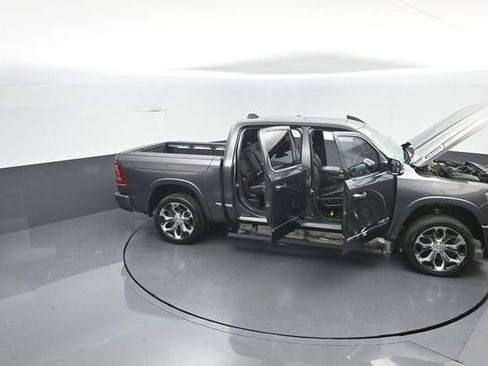 Used 2022 RAM 1500 Limited w/ Body Color Bumper Group AWD/4WD image 43