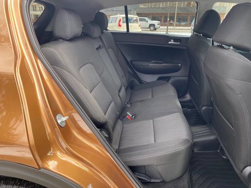 Used 2021 Kia Sportage LX image 37