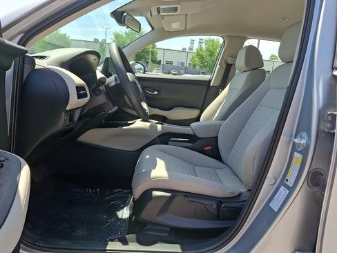 Certified 2025 Honda HR-V LX image 13
