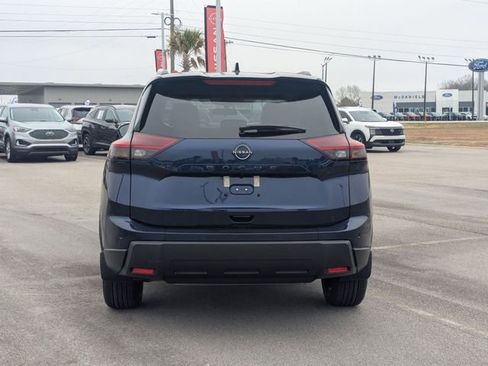 New 2026 Nissan Rogue Dark Armor image 4