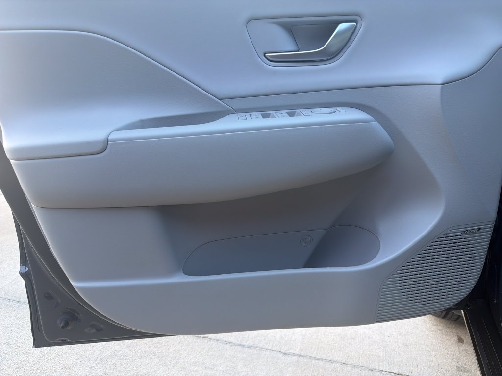 New 2027 Hyundai Kona Limited AWD/4WD image 17