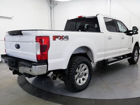 Used 2019 Ford F250 Lariat w/ Lariat Ultimate Package AWD/4WD image 7