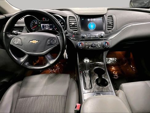 Used 2014 Chevrolet Impala LT w/ Convenience Package FWD image 15