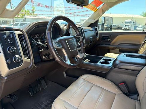 Used 2018 GMC Sierra 3500 Denali w/ Duramax Plus Package AWD/4WD image 6