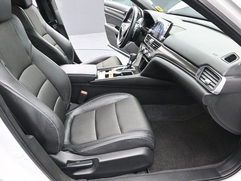 Certified 2022 Honda Accord Sport image 15