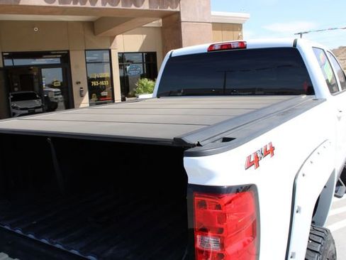 Used 2019 Chevrolet Silverado 2500 LT AWD/4WD image 6