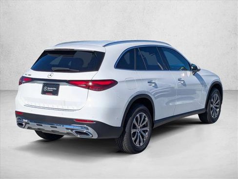 New 2026 Mercedes-Benz GLC 300 GLC 300 image 2