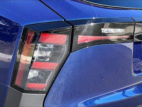 New 2026 Nissan Kicks SV image 14