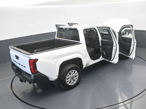 Used 2024 Toyota Tacoma SR AWD/4WD image 70