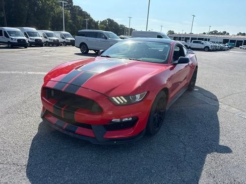 Used 2019 Ford Mustang Shelby GT350 w/ Technology Package RWD image 11