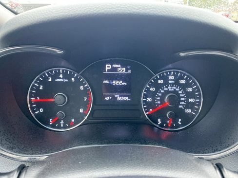 Used 2017 Kia Forte LX image 21