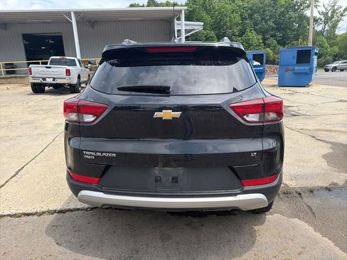 Used 2023 Chevrolet TrailBlazer LT w/ Convenience Package AWD/4WD image 5