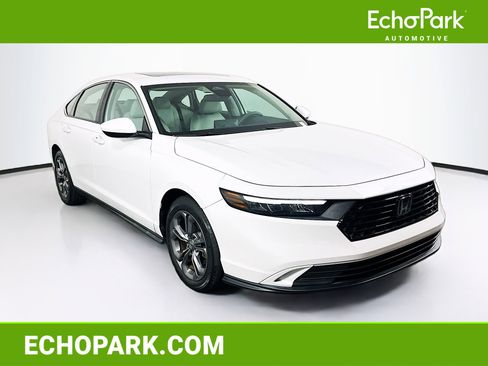 Used 2023 Honda Accord EX image 1