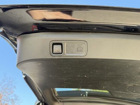 Used 2021 Ford Expedition Limited image 34