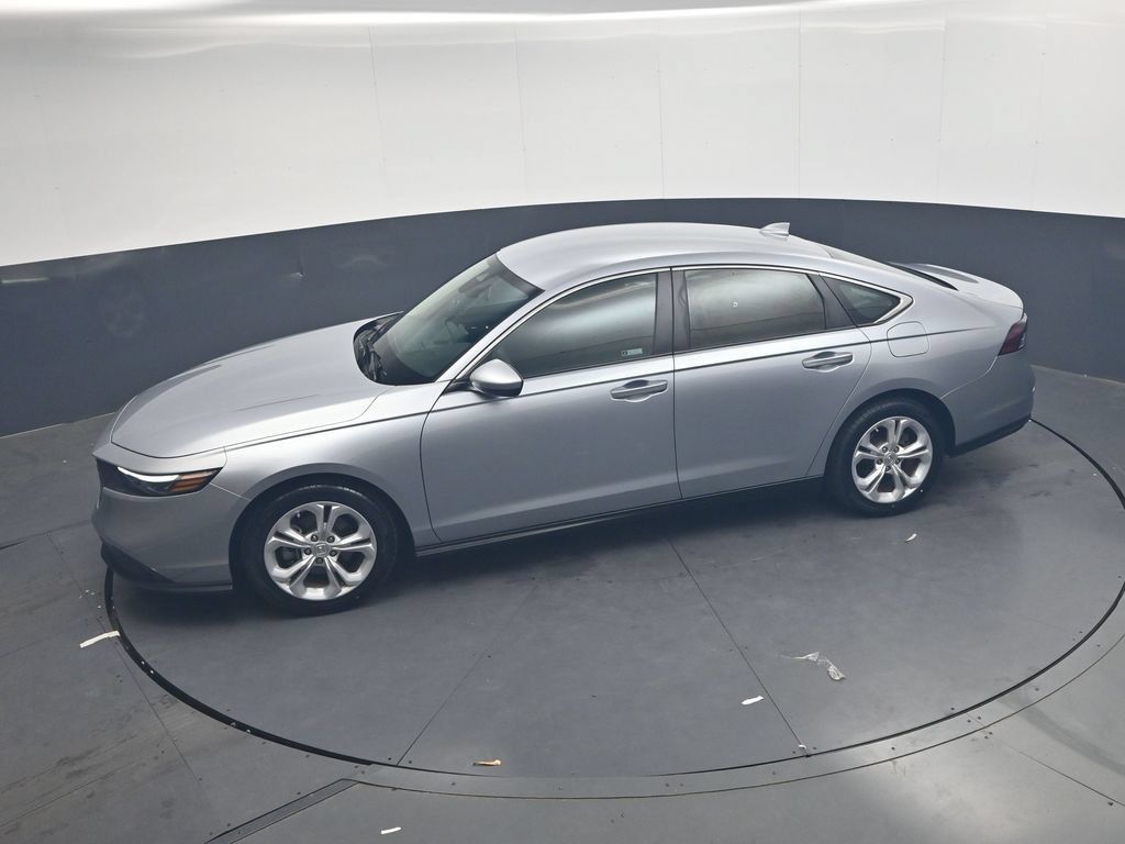 Used 2023 Honda Accord LX image 18