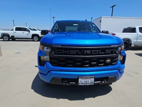 Used 2026 Chevrolet Silverado 1500 Custom RWD image 3