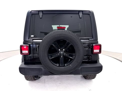 Used 2022 Jeep Wrangler Unlimited Sport AWD/4WD image 15