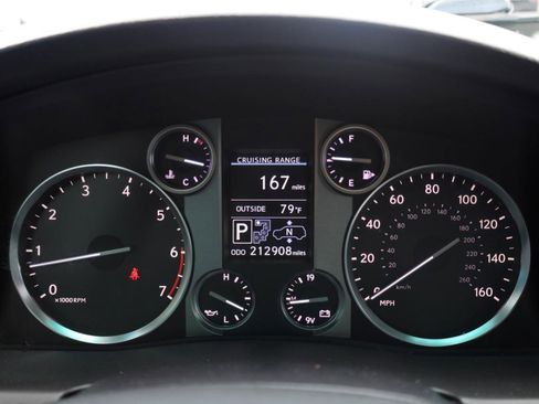 Used 2013 Lexus LX 570 4WD image 9