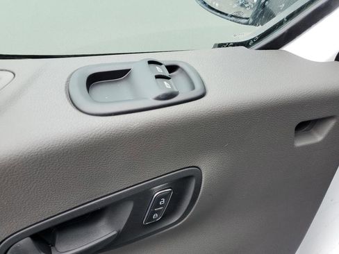 New 2025 Ford Transit 250 148 Medium Roof image 16