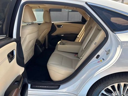 Used 2016 Toyota Avalon Limited FWD image 24