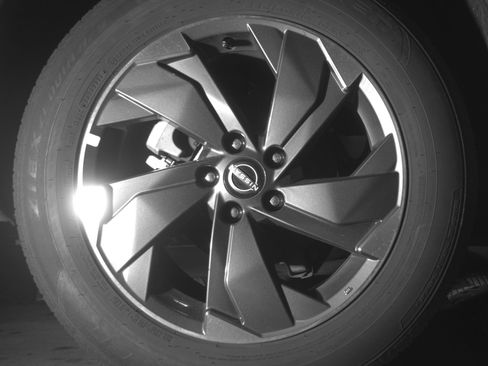 Used 2025 Nissan Rogue SV image 15