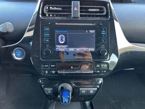 Used 2019 Toyota Prius LE FWD image 24