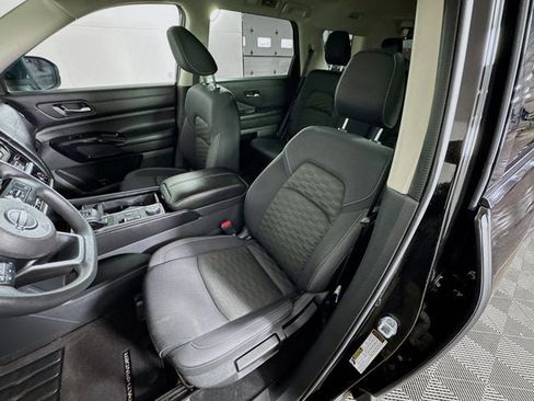 Certified 2022 Nissan Pathfinder S image 16