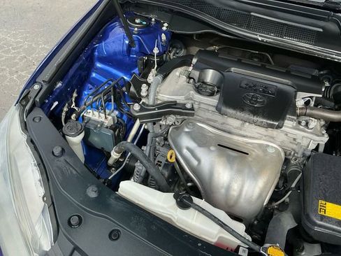 Used 2015 Toyota Camry SE image 18