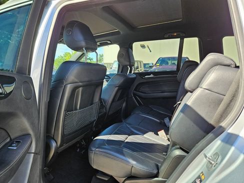 Used 2017 Mercedes-Benz GLS 450 4MATIC image 16