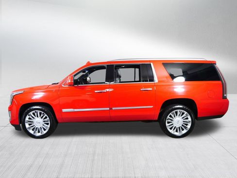 Used 2018 Cadillac Escalade ESV Platinum AWD/4WD image 4