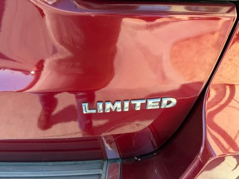Used 2018 Jeep Grand Cherokee Limited RWD image 8