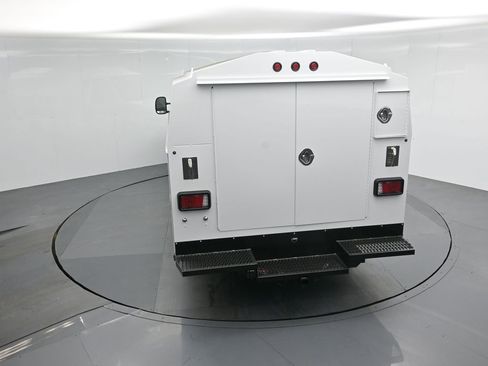 New 2026 Ford E-350 and Econoline 350 Super Duty w/ Power Equipment Group image 39