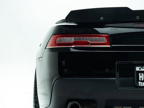 Used 2014 Chevrolet Camaro SS w/ RS Package image 16