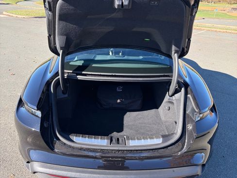 Certified 2025 Porsche Taycan image 17