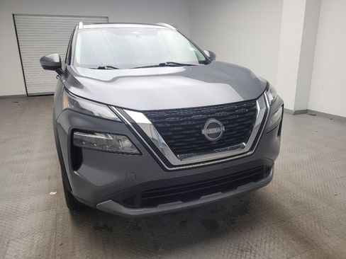 Used 2023 Nissan Rogue SL AWD/4WD image 14