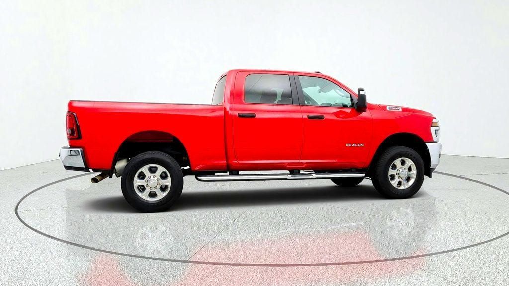 Used 2026 RAM 2500 Big Horn AWD/4WD image 4