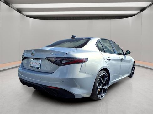 New 2025 Alfa Romeo Giulia w/ Veloce Package Rwd image 6