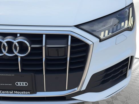 Used 2024 Audi Q7 2.0T Premium Plus w/ Premium Plus Package AWD/4WD image 11