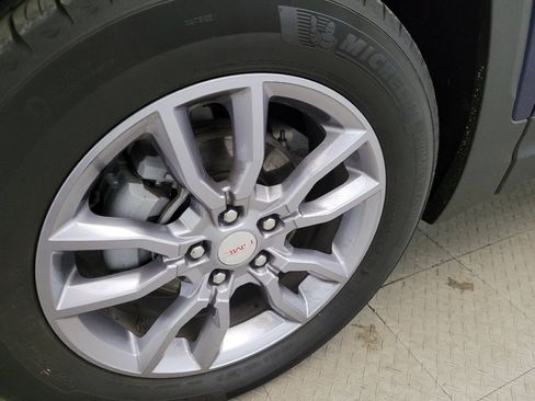 Used 2022 GMC Terrain SLT image 31