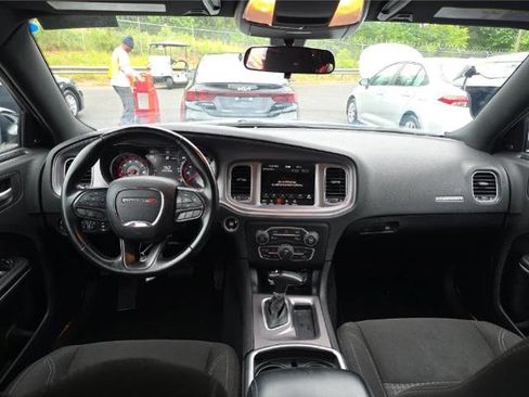 Used 2023 Dodge Charger SXT RWD image 7
