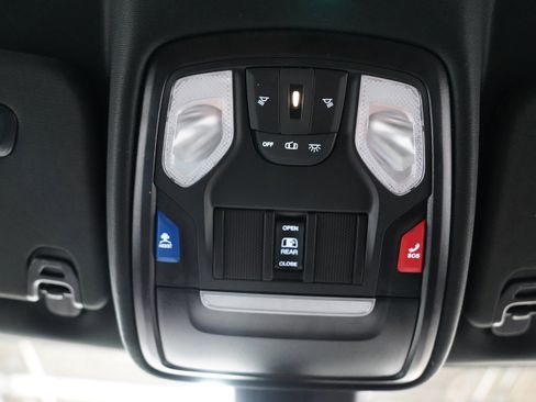 Certified 2025 RAM 1500 Big Horn image 28