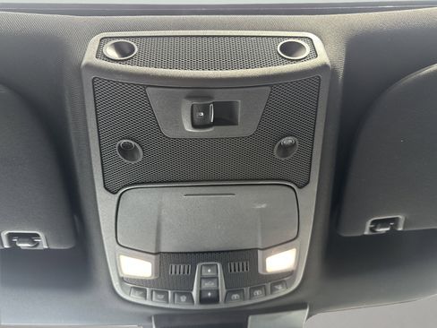 Used 2019 Ford F150 Lariat w/ Equipment Group 502A Luxury image 20