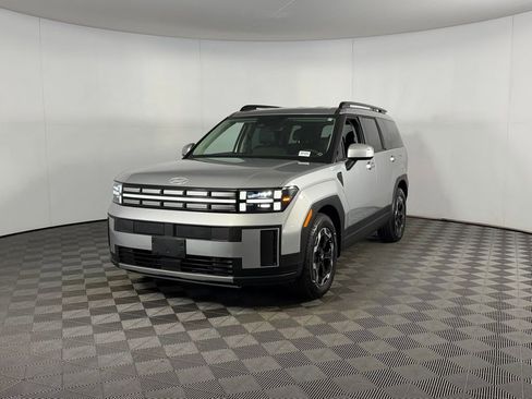 Used 2025 Hyundai Santa Fe SEL image 3